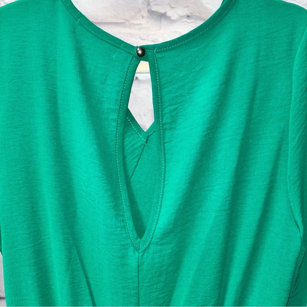 Green Ballon Sleeve Romper - Picture 3 of 8